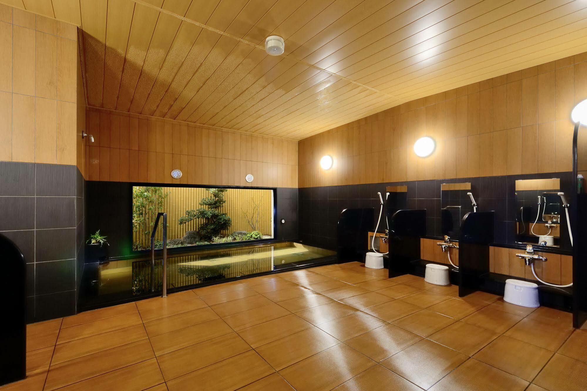 Hotel Route Inn Grand Ueda Ekimae Экстерьер фото
